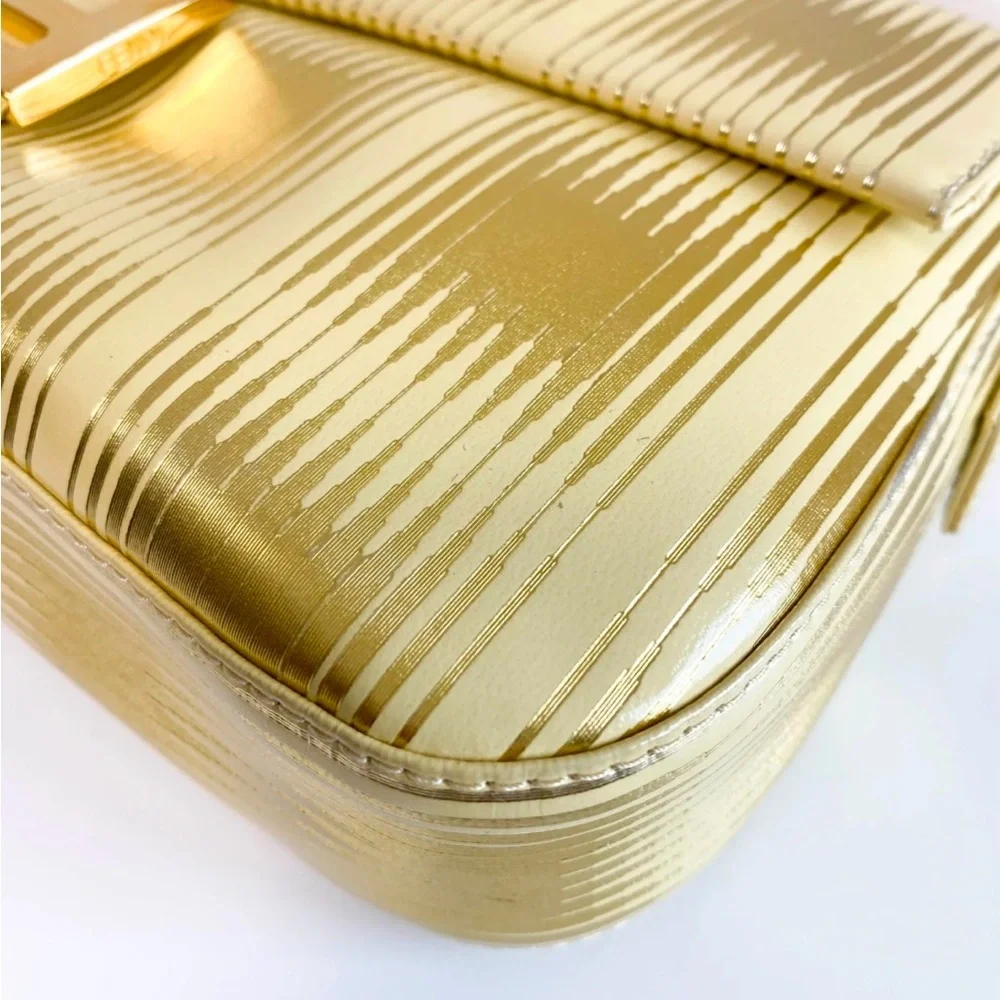 Auth RARE Fendi Metallic Gold Baguette LIMITED EDITION vintage Shoulder Bag - Picture 7 of 10